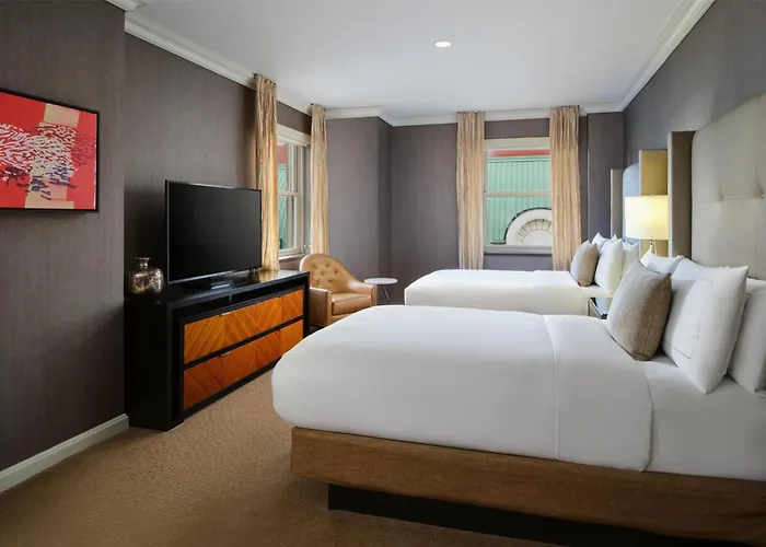 Hilton Chicago