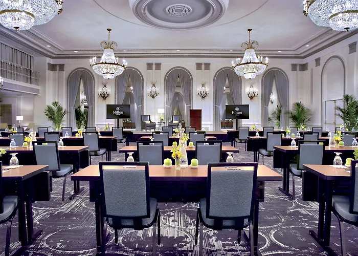 Hilton 3* Chicago
