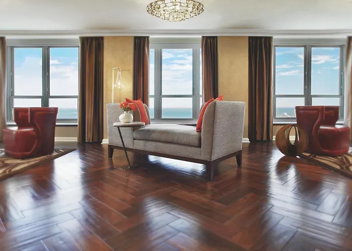 Hilton Hotel 3*